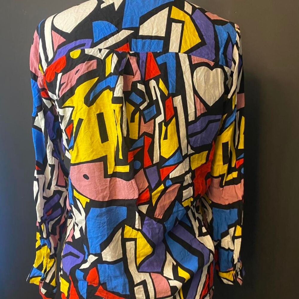 Multi-Color Patterned Blouse - Picture 3 of 4